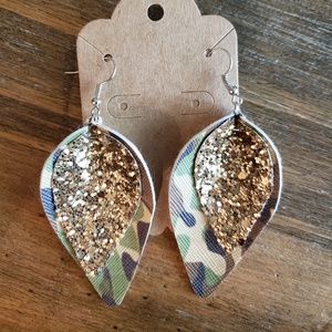 Camo glitter earrings